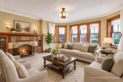 Living - 8101 White Ave, Lyons, IL 60534 photo 1 of 1