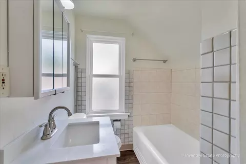 Bath - 8101 White Ave, Lyons, IL 60534 photo 2 of 3