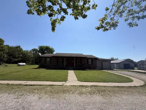 2096 Mt Pleasant Rd, Brookport, IL 62910