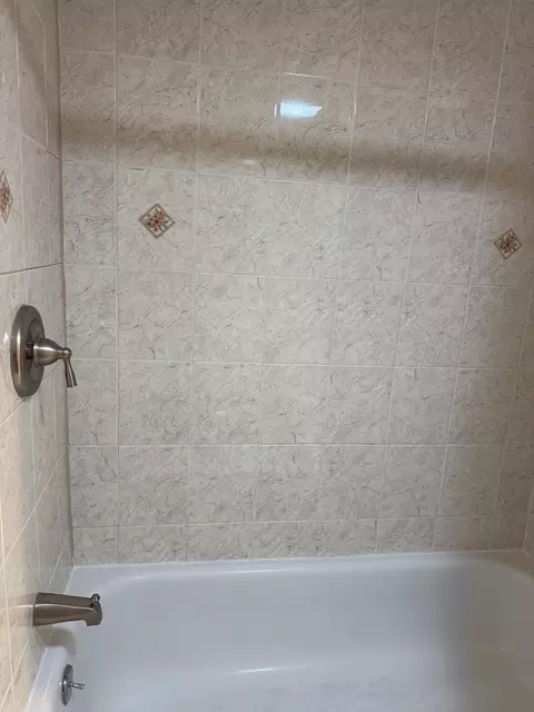 Bath - 2434 W Pershing Rd, Chicago, IL 60632 photo 4 of 4