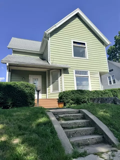 420 College Ave, Dixon, IL 61021