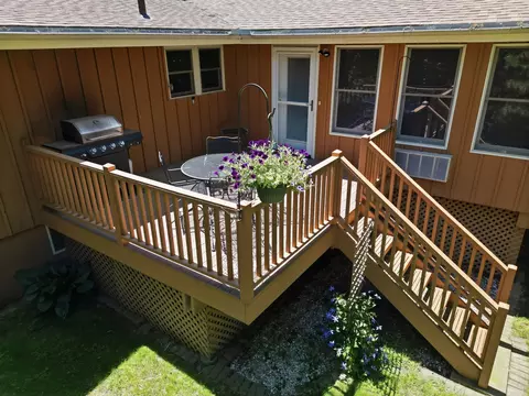 Exterior - 14950 Melinda Dr, Morrison, IL 61270 photo 6 of 13