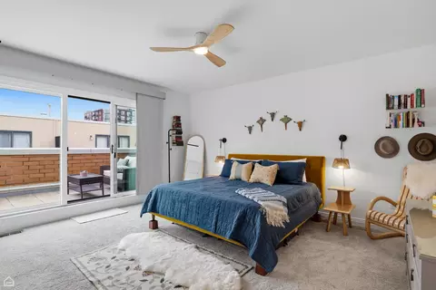Bedroom - 1145 W Monroe St, Chicago, IL 60607 photo 1 of 7