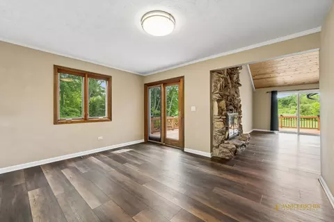 Living - 1803 Cassandra Ln, Mchenry, IL 60051 photo 1 of 3