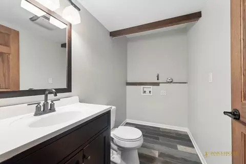 Bath - 1803 Cassandra Ln, Mchenry, IL 60051 photo 1 of 3
