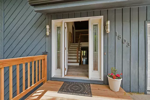 Entry Way - 1803 Cassandra Ln, Mchenry, IL 60051 photo 1 of 2