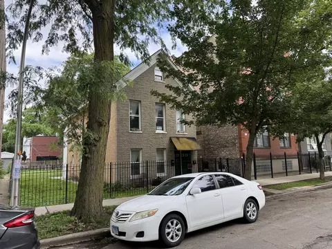 1634 N Rockwell St, Chicago, IL 60647