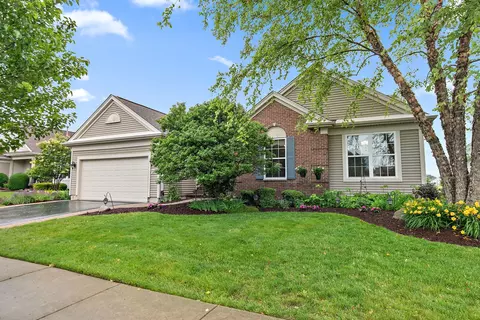 13048 Farm Hill Dr, Huntley, IL 60142