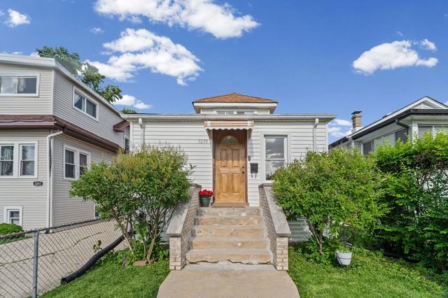3239 N Osceola Ave, Chicago, IL 60634