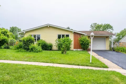 307 Laurie Dr, Lockport, IL 60441