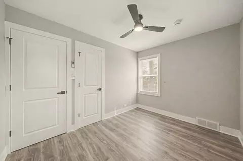 Bedroom - 14701 Beachview Ter, Dolton, IL 60419 photo 6 of 10