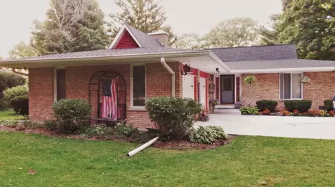 Undisclosed, Sugar Grove, IL 60554