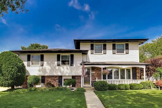 10532 S Sun Valley Ct, Palos Hills, IL 60465