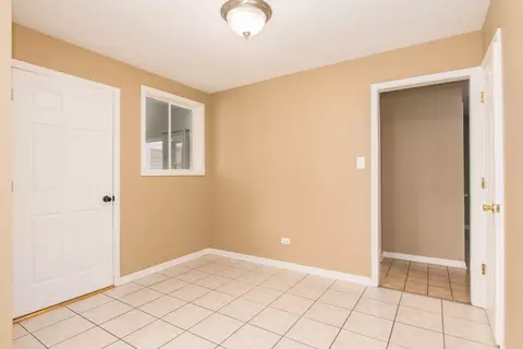 Other - 839 E Thacker St, Des Plaines, IL 60016 photo 1 of 3