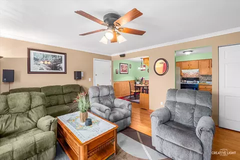 Living - 19360 Wolf Rd #9, Mokena, IL 60448 photo 2 of 2