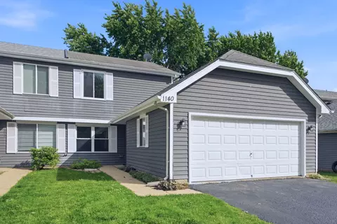 1140 Brunswick Ln, Aurora, IL 60504