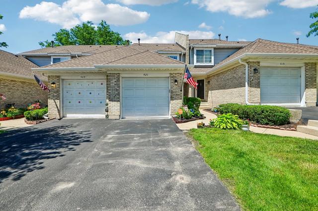 421 Lakeview Cir, Bolingbrook, IL 60440