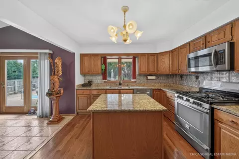 Kitchen - 10062 Jesters Row, Roscoe, IL 61073 photo 1 of 3