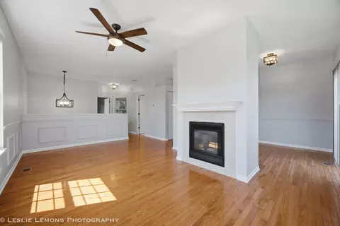 Living - Undisclosed, Aurora, IL 60502 photo 3 of 3