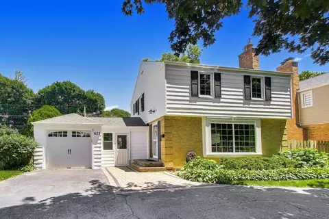 623 S Arlington Heights Rd, Arlington Heights, IL 60005