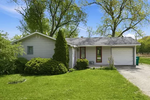 703 Il Route 59 Rte, Ingleside, IL 60041