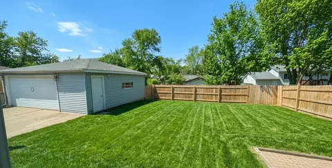 Exterior - 117 Galewood Dr, Bolingbrook, IL 60440 photo 3 of 3