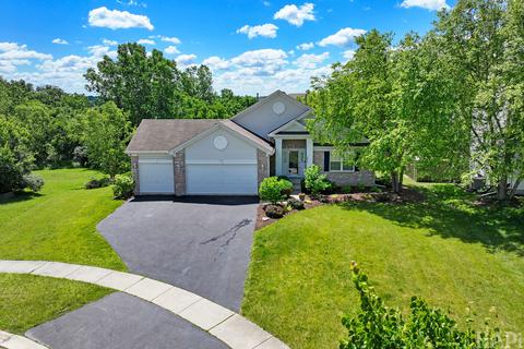 1955 W Overlook Ct, Round Lake, IL 60073