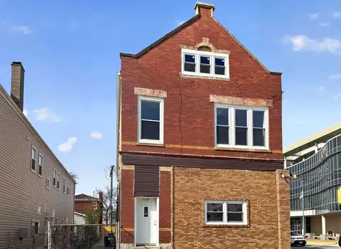 5400 W 23rd St, Cicero, IL 60804