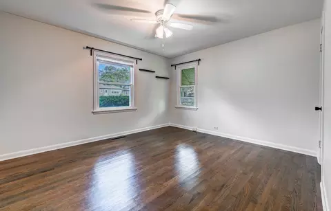 Bedroom - 714 Chestnut St, Deerfield, IL 60015 photo 1 of 2