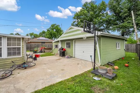 Exterior - 8949 Olympic Dr, Bridgeview, IL 60455 photo 3 of 6