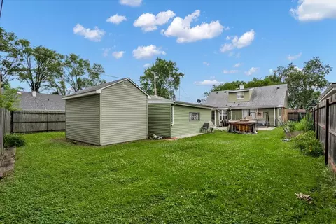 Exterior - 8949 Olympic Dr, Bridgeview, IL 60455 photo 6 of 6