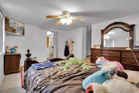 Bedroom - 8949 Olympic Dr, Bridgeview, IL 60455 photo 4 of 6