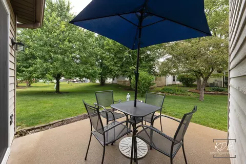 Exterior - 21017 W Hazelnut Ln, Plainfield, IL 60544 photo 2 of 10