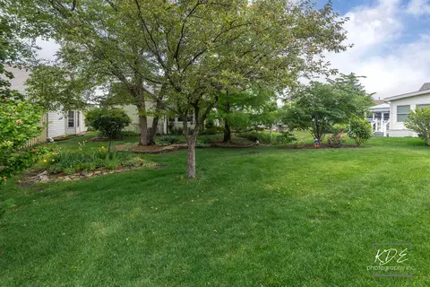 Exterior - 21017 W Hazelnut Ln, Plainfield, IL 60544 photo 3 of 10