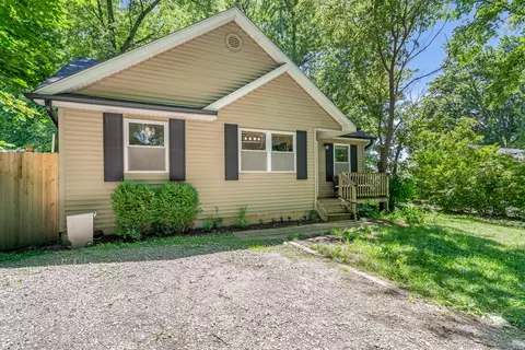 926 S Cedar Rd, New Lenox, IL 60451