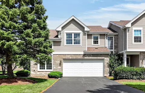 Exterior - 999 Willow St, Itasca, IL 60143 photo 2 of 5