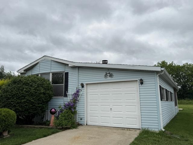 664 Huntsbridge Rd, Matteson, IL 60443