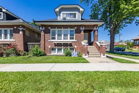 2402 East Ave, Berwyn, IL 60402