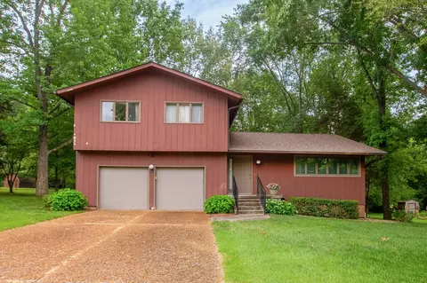 3007 W Kent Dr, Carbondale, IL 62901