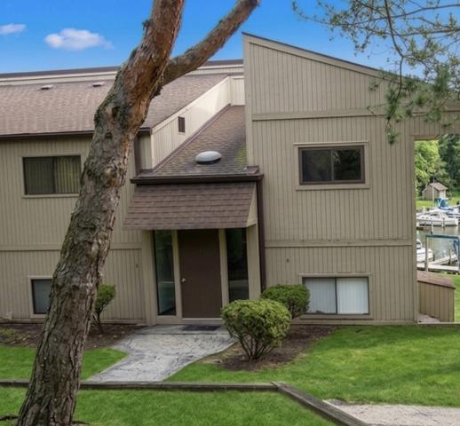 50 Oak Hill Colony #7, Fox Lake, IL 60020