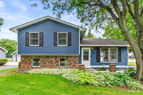 883 Holiday Dr, Lake Holiday, IL 60548