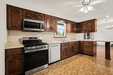 Kitchen - 41 E Larkspur Ln, Bristol, IL 60512 photo 2 of 3