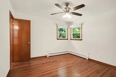 Bedroom - 41 E Larkspur Ln, Bristol, IL 60512 photo 4 of 4
