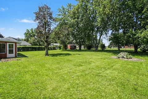 Exterior - 41 E Larkspur Ln, Bristol, IL 60512 photo 5 of 6