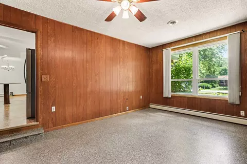 Living - 41 E Larkspur Ln, Bristol, IL 60512 photo 3 of 3