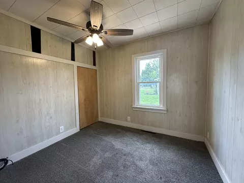 612 E Pierce St, Macomb, IL 61455 photo 4