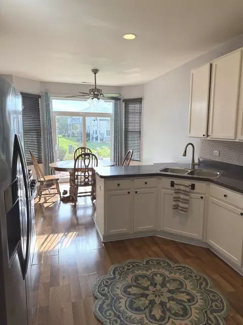Kitchen - 1431 Westhampton Dr, Plainfield, IL 60586 photo 2 of 3