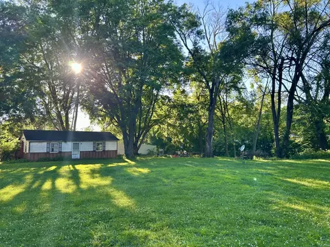 26014 W Catfish Dr, Wilmington, IL 60481