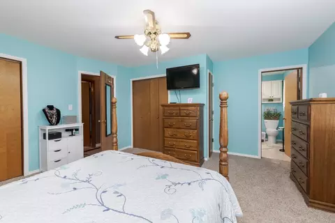 Bedroom - 1604 Six Points Rd, Bloomington, IL 61701 photo 1 of 2