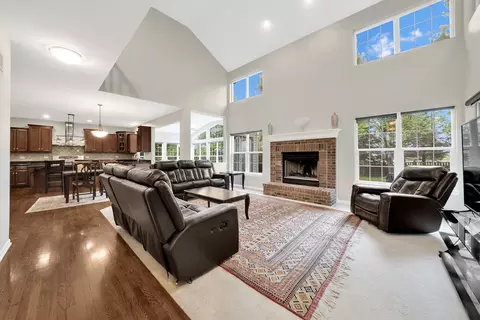 Living - 26809 Ashgate Xing, Plainfield, IL 60585 photo 5 of 5